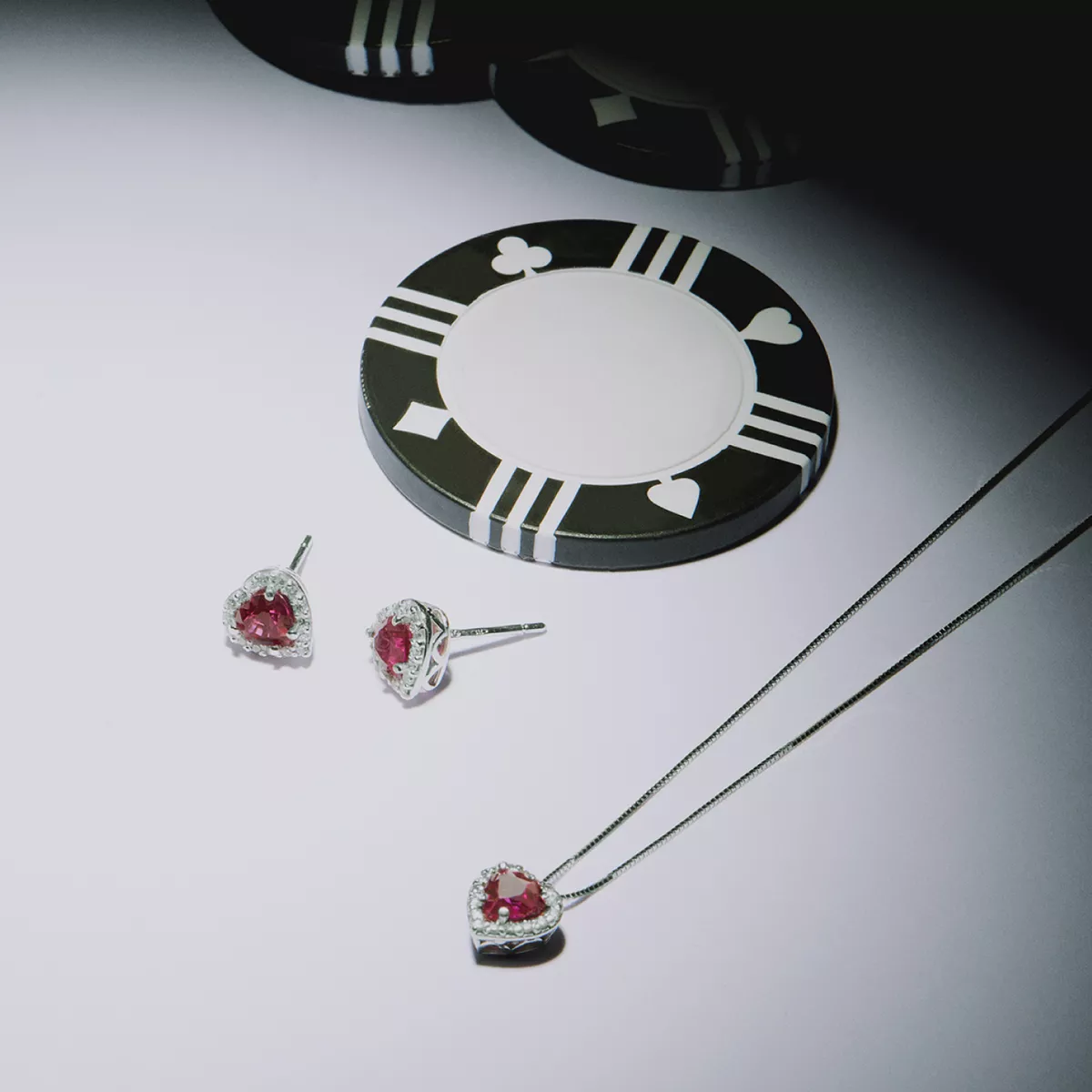 Pendiente diamante oro 18 quilates LOVE RUBY