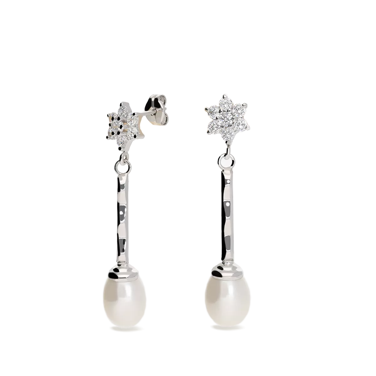 750 white gold earrings